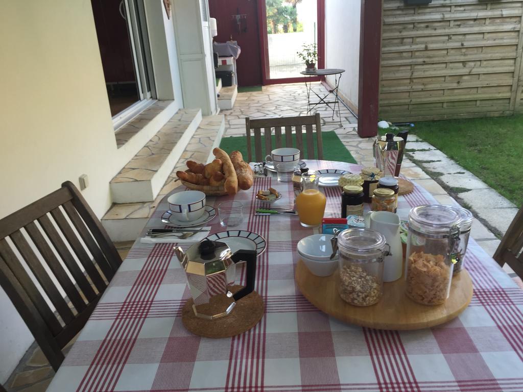 Bed and Breakfast Chez Phil et Dom Biarritz Exterior foto