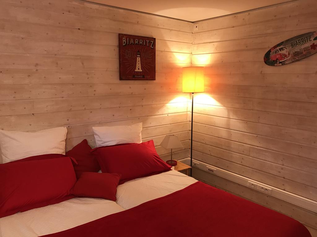 Bed and Breakfast Chez Phil et Dom Biarritz Exterior foto